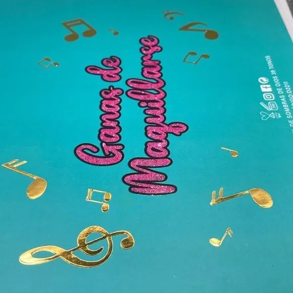 Karol G Bichota Eyeshadow Palette book-NEW - Picture 7 of 8